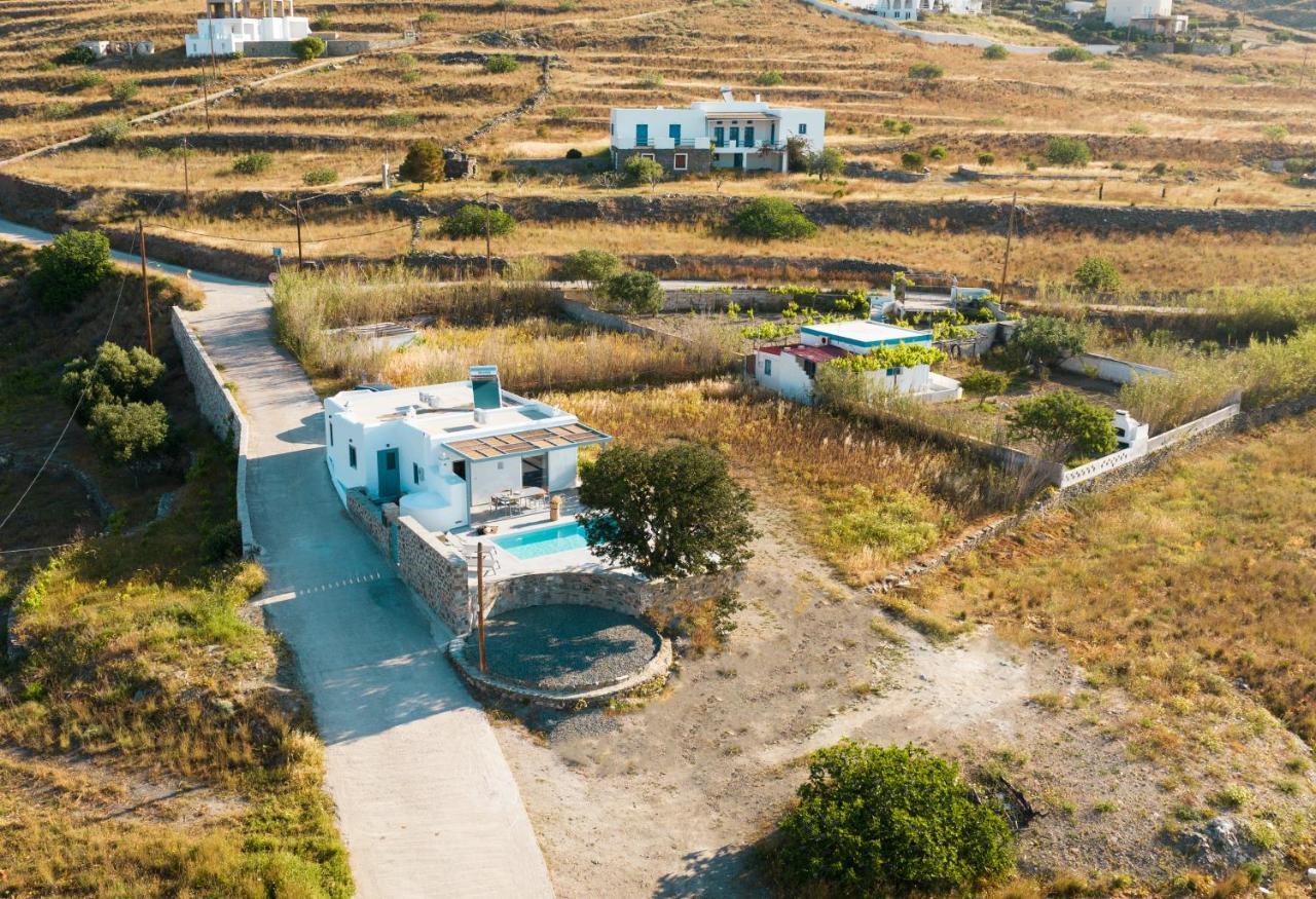 Santa Marina Syros * Liaropá